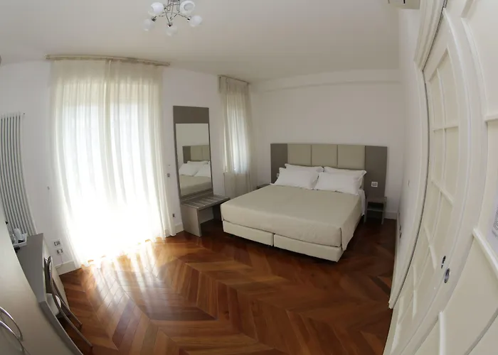 Guest house Champagne Sirmione