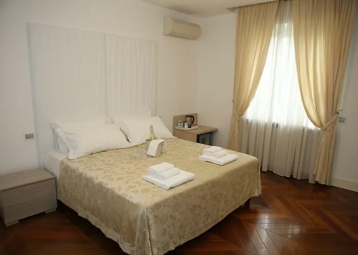 Champagne Guest house 4*